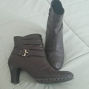 Brown Heeled Boots